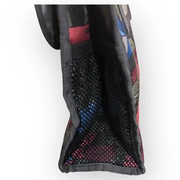 Burton Snowboards Insulated Lunch Bag Forest Print - Small Puncture on Interior - Picture 13 of 16